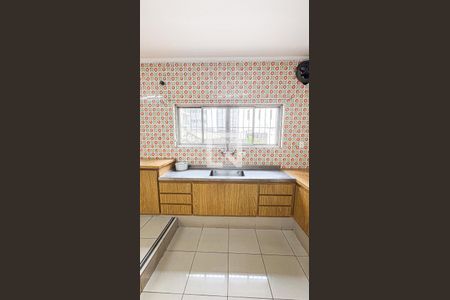 Casa à venda com 297m², 4 quartos e 4 vagas Casa à venda com 297m², 4 quartos e 4 vagasCozinha - Sala de Jantar