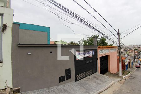 Casa à venda com 75m², 2 quartos e 1 vagaFachada