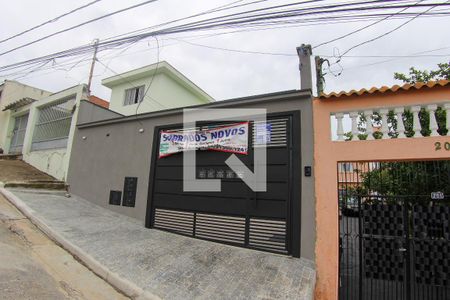 Casa à venda com 75m², 2 quartos e 1 vagaFachada
