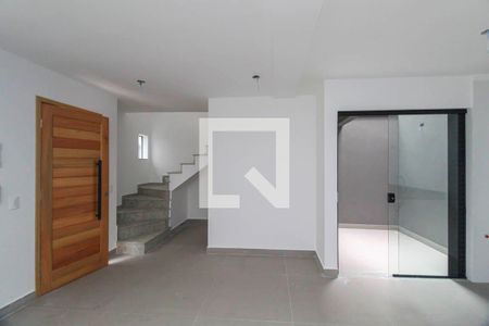 Sala/Cozinha de casa de condomínio à venda com 2 quartos, 75m² em Parque São Lucas, São Paulo