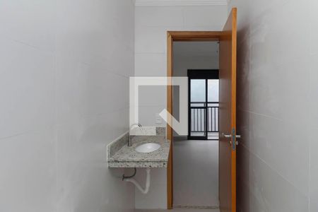 Casa de condomínio à venda com 75m², 2 quartos e 1 vagaBanheiro da Suíte