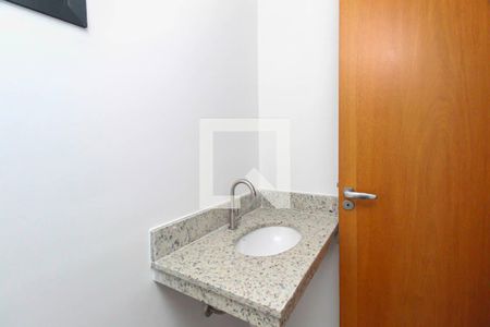 Lavabo de casa de condomínio à venda com 2 quartos, 75m² em Parque São Lucas, São Paulo