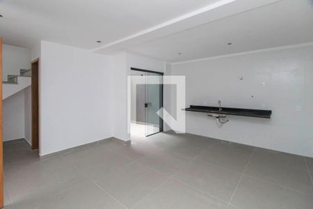 Sala/Cozinha de casa de condomínio à venda com 2 quartos, 75m² em Parque São Lucas, São Paulo