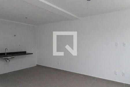 Sala/Cozinha de casa de condomínio à venda com 2 quartos, 75m² em Parque São Lucas, São Paulo