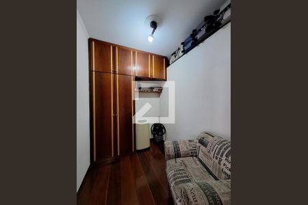 Casa à venda com 207m², 3 quartos e 5 vagasQuarto serviço