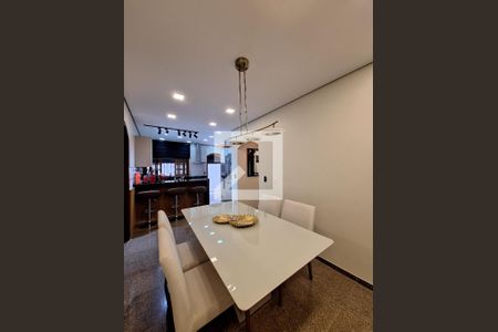 Casa à venda com 207m², 3 quartos e 5 vagasCozinha