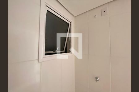 Banheiro de apartamento para alugar com 2 quartos, 47m² em Santo Afonso, Novo Hamburgo