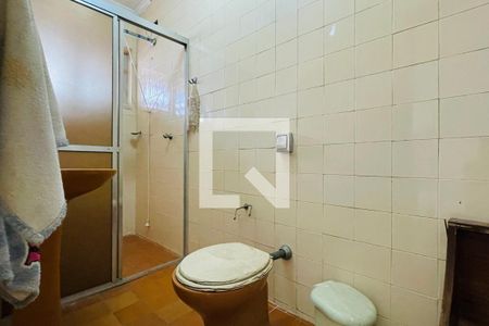 Casa à venda com 330m², 3 quartos e 6 vagasBanheiro 1