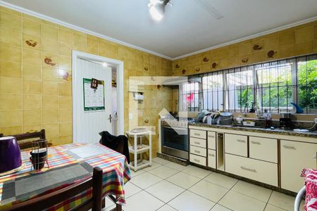 Casa à venda com 330m², 3 quartos e 6 vagasCozinha