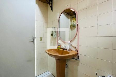 Casa à venda com 330m², 3 quartos e 6 vagasLavabo 2