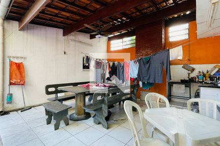 Casa à venda com 330m², 3 quartos e 6 vagasÁrea da Churrasqueira