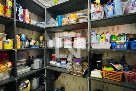 Casa à venda com 330m², 3 quartos e 6 vagasDespensa