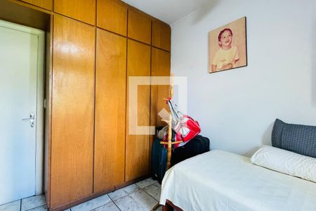 Casa à venda com 330m², 3 quartos e 6 vagasQuarto 2