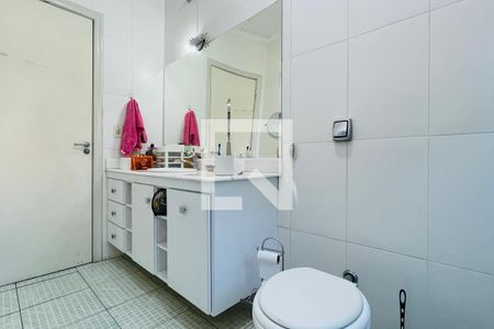 Casa à venda com 330m², 3 quartos e 6 vagasBanheiro 2