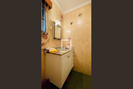 Casa à venda com 330m², 3 quartos e 6 vagasLavabo 1