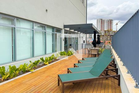 Studio para alugar com 27m², 1 quarto e sem vaga Studio para alugar com 27m², 1 quarto e sem vagaPiscina