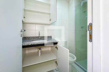 Studio para alugar com 27m², 1 quarto e sem vaga Studio para alugar com 27m², 1 quarto e sem vagaBanheiro