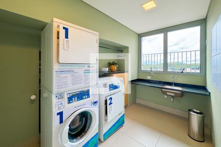 Studio para alugar com 27m², 1 quarto e sem vaga Studio para alugar com 27m², 1 quarto e sem vagaLavanderia