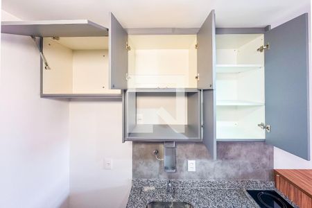 Studio para alugar com 27m², 1 quarto e sem vaga Studio para alugar com 27m², 1 quarto e sem vagaCozinha