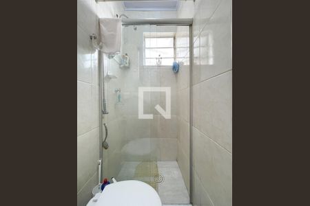 Casa à venda com 200m², 2 quartos e 2 vagasBanheiro Social