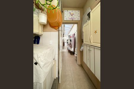 Casa à venda com 200m², 2 quartos e 2 vagasÁrea de Serviço