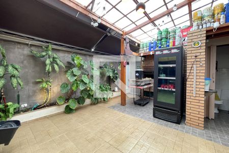 Casa à venda com 200m², 2 quartos e 2 vagasÁrea  - Churrasqueira