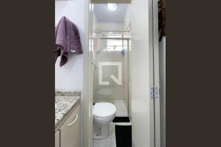 Casa à venda com 200m², 2 quartos e 2 vagasBanheiro Social