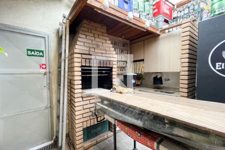 Casa à venda com 200m², 2 quartos e 2 vagasÁrea  - Churrasqueira