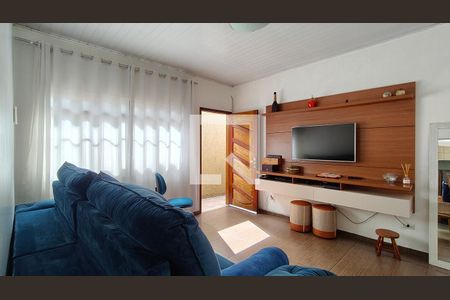 Casa para alugar com 2 quartos, 80m² em Vila Mangalot, São Paulo