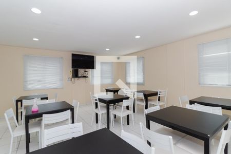 Apartamento à venda com 56m², 2 quartos e 1 vaga Apartamento à venda com 56m², 2 quartos e 1 vagaÁrea comum - Salão de festas