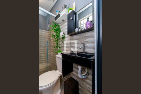 Casa à venda com 190m², 3 quartos e 2 vagasEdícula - Banheiro