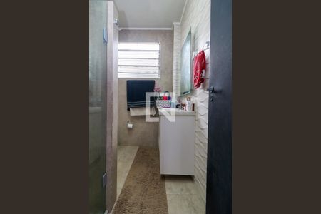Casa à venda com 190m², 3 quartos e 2 vagasBanheiro