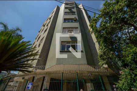 Apartamento à venda com 90m², 3 quartos e 1 vaga Apartamento à venda com 90m², 3 quartos e 1 vagaFachada