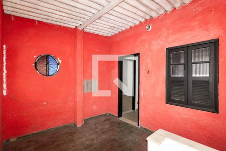 Casa para alugar com 51m², 2 quartos e sem vagaQuintal