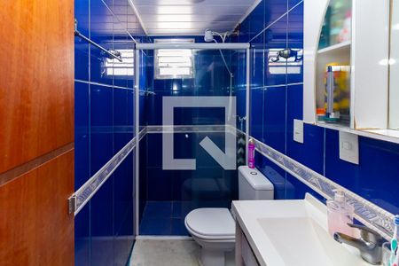 Apartamento à venda com 46m², 2 quartos e 1 vaga Apartamento à venda com 46m², 2 quartos e 1 vagaBanheiro