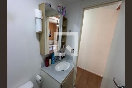Apartamento à venda com 65m², 3 quartos e 1 vagaBanheiro Social
