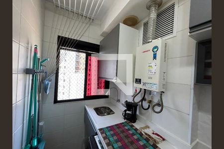 Apartamento à venda com 65m², 3 quartos e 1 vagaÁrea de Serviço