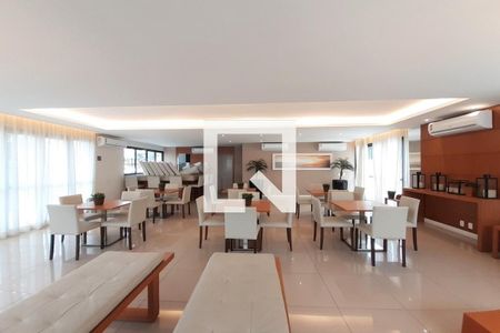 Apartamento à venda com 65m², 3 quartos e 1 vaga Apartamento à venda com 65m², 3 quartos e 1 vagaÁrea comum - Salão de festas