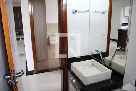 Apartamento para alugar com 107m², 3 quartos e 2 vagasBanheiro