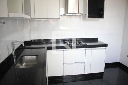 Apartamento para alugar com 107m², 3 quartos e 2 vagasCozinha