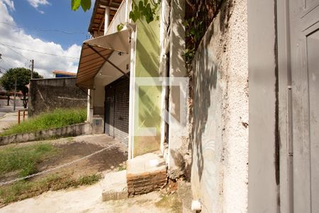 Casa para alugar com 28m², 1 quarto e sem vagaFachada