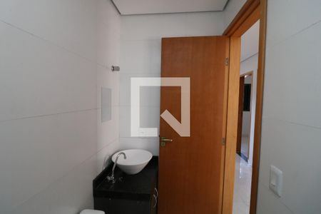 Apartamento para alugar com 38m², 2 quartos e sem vagaBanheiro