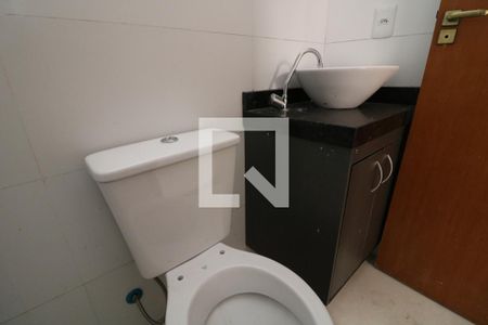 Apartamento para alugar com 38m², 2 quartos e sem vagaBanheiro