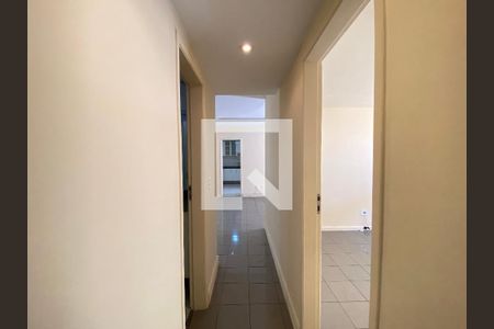 Apartamento à venda com 120m², 4 quartos e 2 vagasCorredor