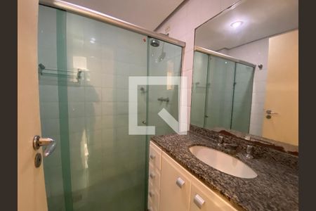 Apartamento à venda com 120m², 4 quartos e 2 vagasBanheiro Social