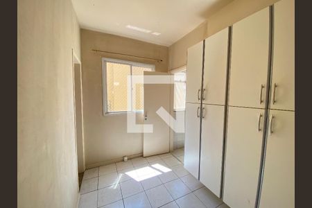 Apartamento à venda com 120m², 4 quartos e 2 vagasQuarto de Serviço