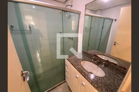 Apartamento à venda com 120m², 4 quartos e 2 vagasBanheiro Social