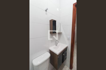Banheiro de casa para alugar com 2 quartos, 47m² em Jardim Mirante, Várzea Paulista