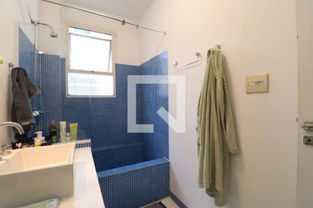 Apartamento à venda com 86m², 2 quartos e sem vagaBanheiro da Suíte