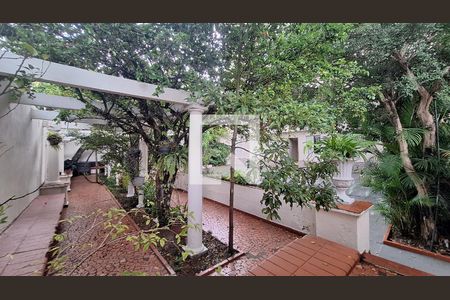 Apartamento à venda com 86m², 2 quartos e sem vagaÁrea comum